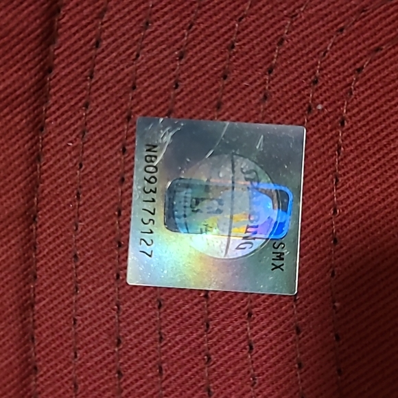 New Era Snapback Hat - Picture 4 of 4